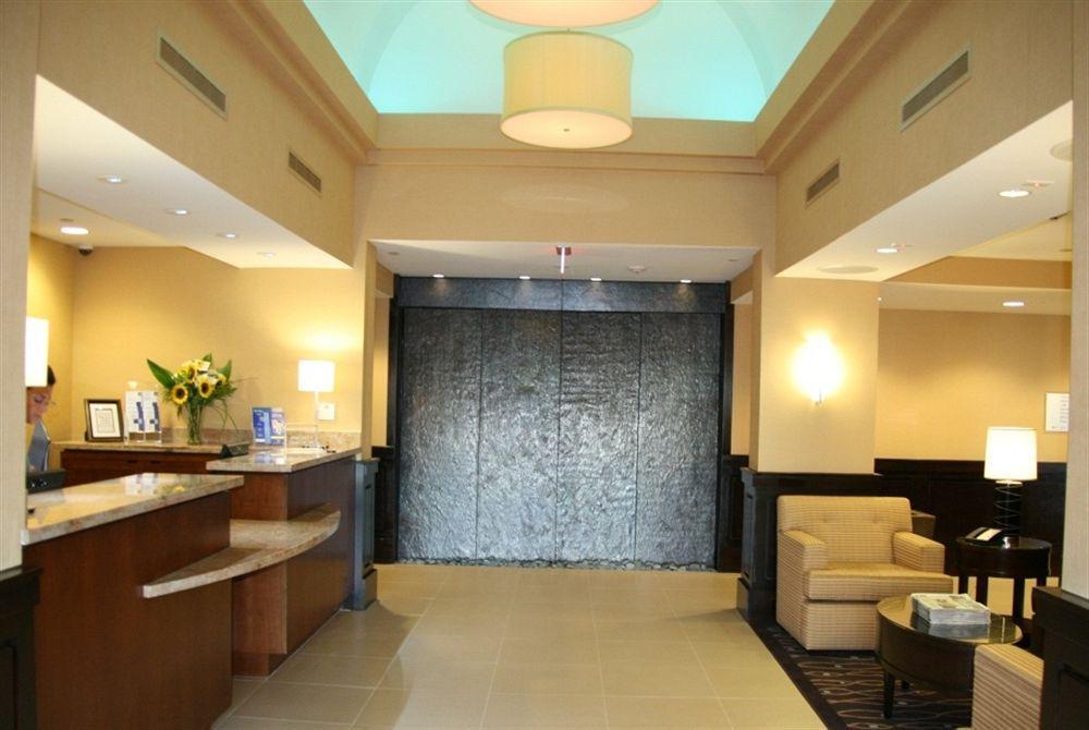 Holiday Inn Express Jacksonville Beach By Ihg Interieur foto