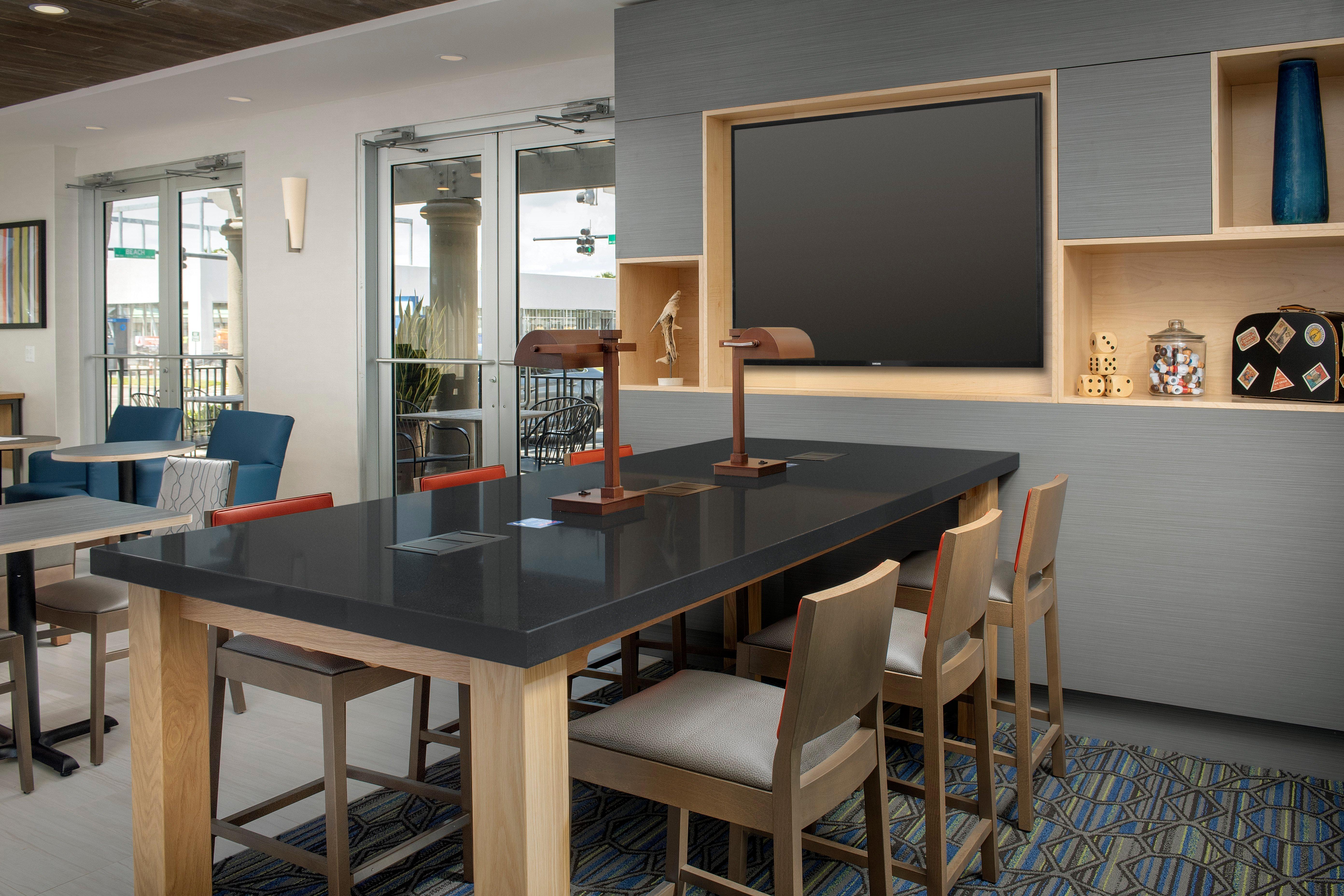 Holiday Inn Express Jacksonville Beach By Ihg Buitenkant foto
